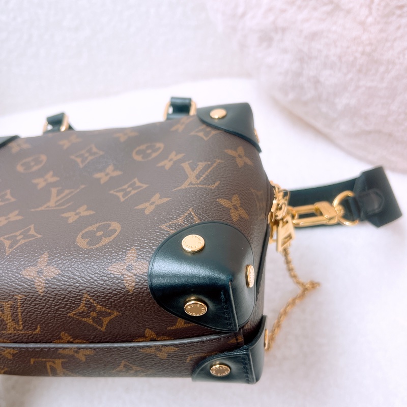 Lv petite malle souple 老花軟盒子-9