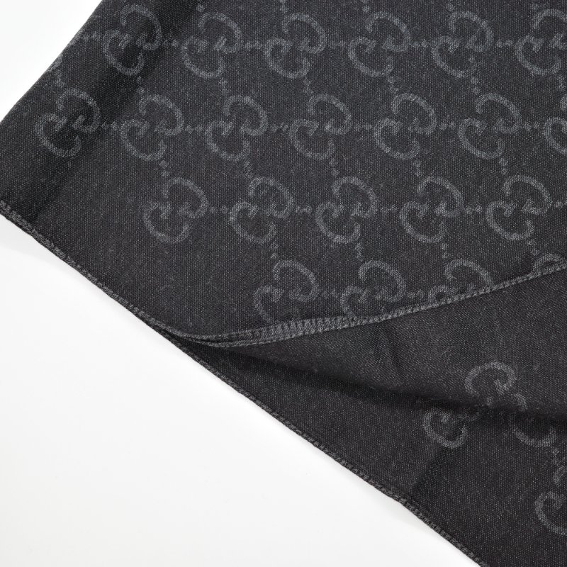 超級新【CP 精選🌟錯過拍大腿】Gucci 古馳 雙G緹花 黑灰 羊毛絲綢 披肩圍巾 大絲巾 聖誕好禮🎁-3