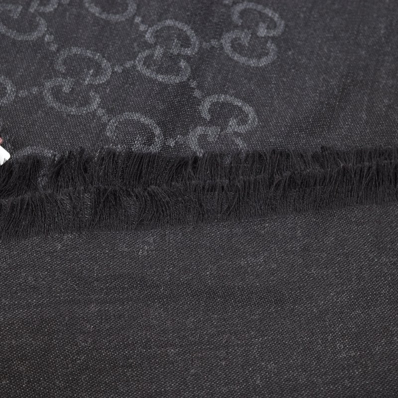 超級新【CP 精選🌟錯過拍大腿】Gucci 古馳 雙G緹花 黑灰 羊毛絲綢 披肩圍巾 大絲巾 聖誕好禮🎁-7