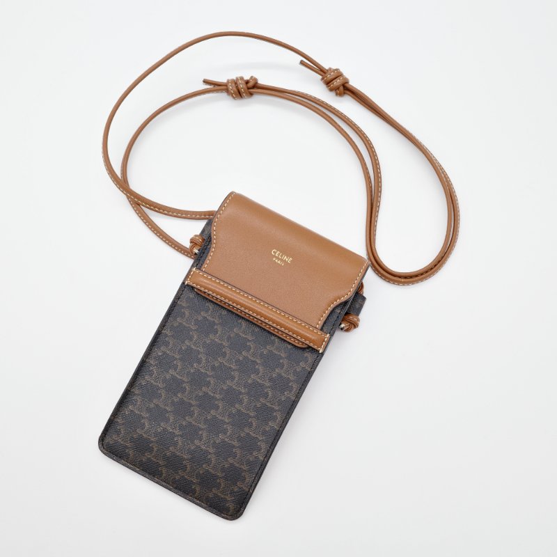 Celine 思琳 Triomphe 經典凱旋門印花 咖啡色  帆布 拼接小羊皮 斜背翻蓋 斜掛包 肩背包 小包手機包-2