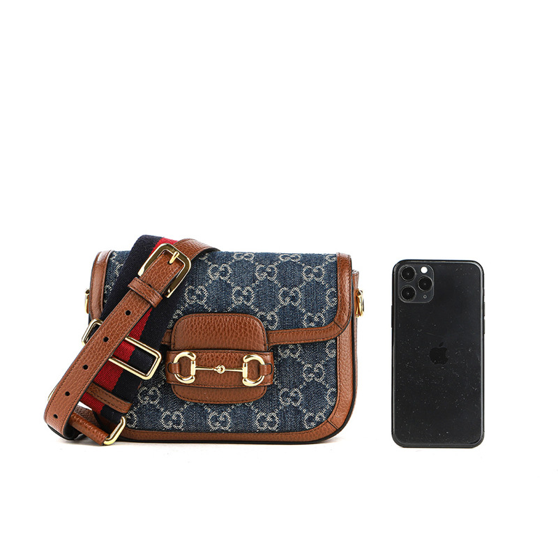 GUCCI Horsebit 1955 單肩包-19