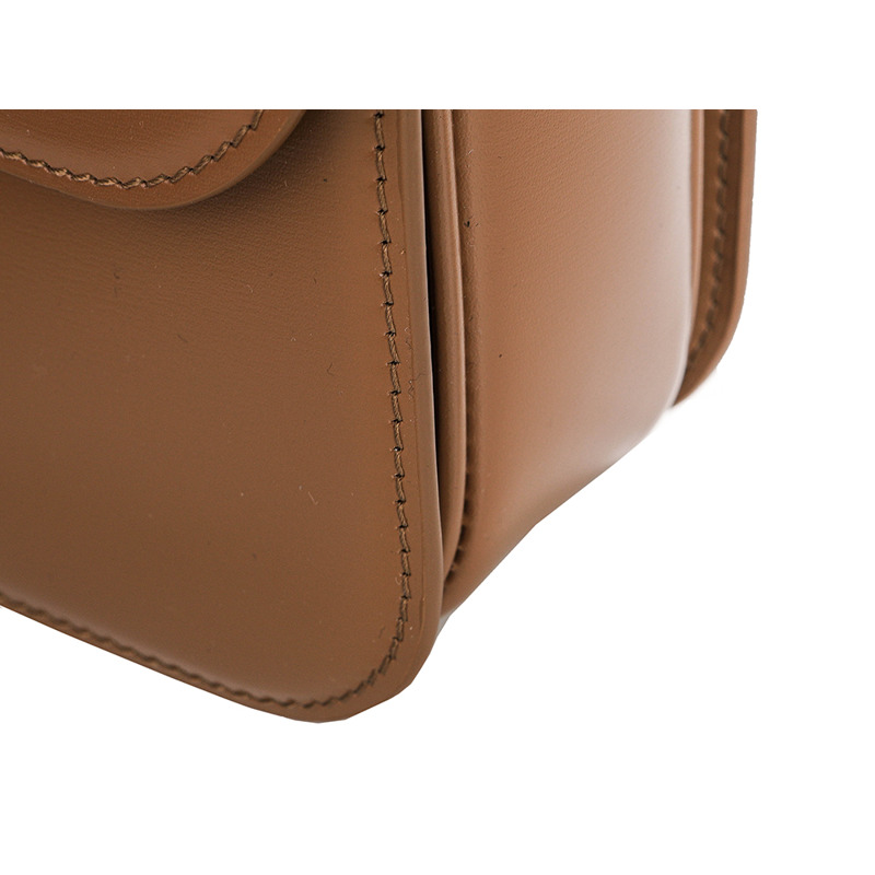 CELINE Triope 斜背包 24SS (187363BF4)-11