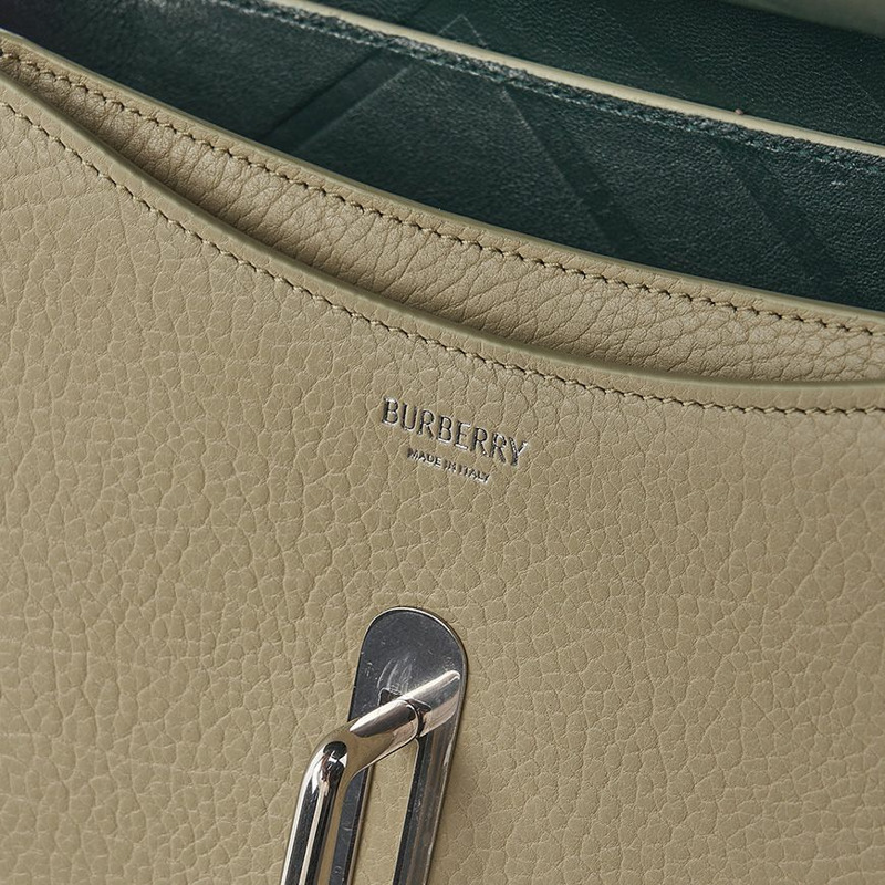 BURBERRY 搖搖馬肩包 LGL B7311-9