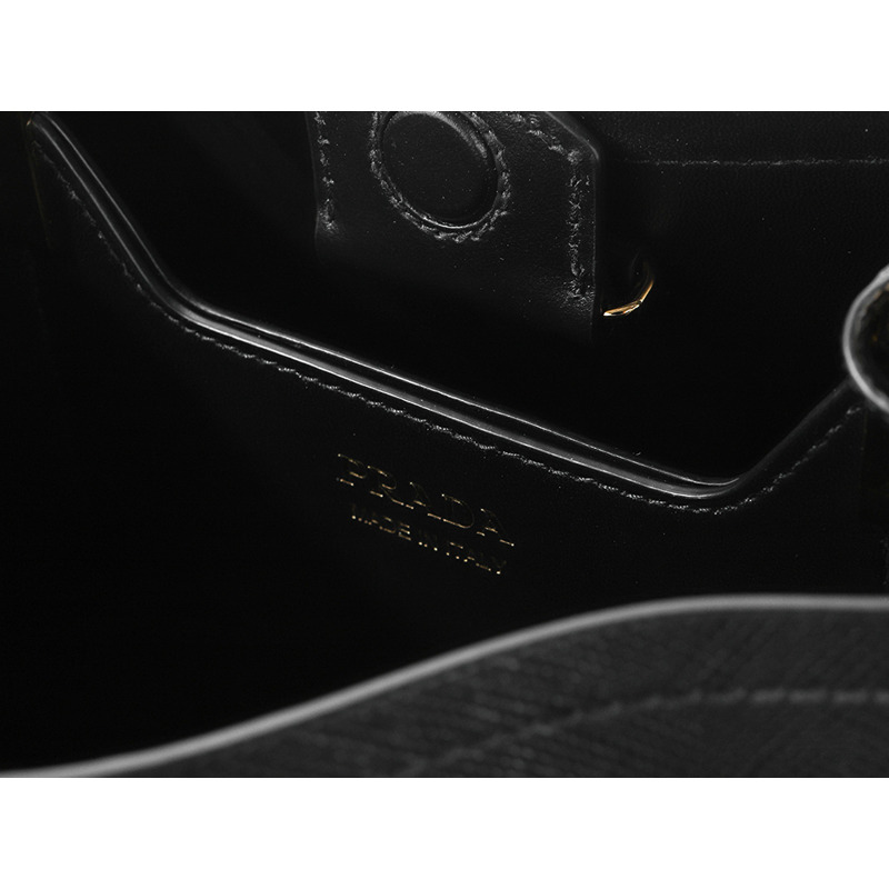 PRADA 24FW 女士肩包-18