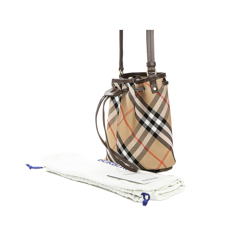 BURBERRY 24FW MN 女士抽繩水桶包-19