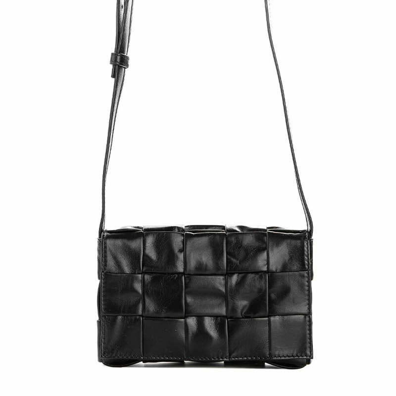 BOTTEGA VENETA 24FW 女士卡附斜背包-0