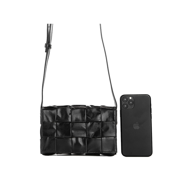 BOTTEGA VENETA 24FW 女士卡附斜背包-20