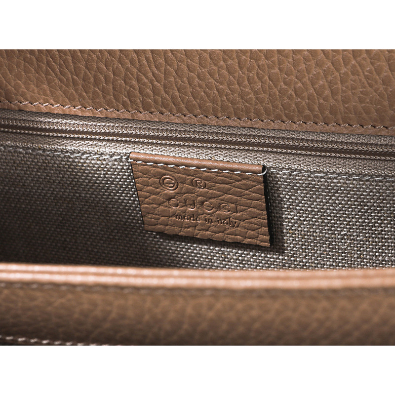 GUCCI GG 互扣鏈條斜背包 24FW (510303 CAO0G )-14