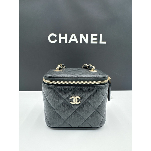 CHANEL 經典化妝包 魚子醬黑