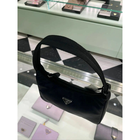 PRADA 2000 年復刻版尼龍迷你單肩包 黑色 1NE515