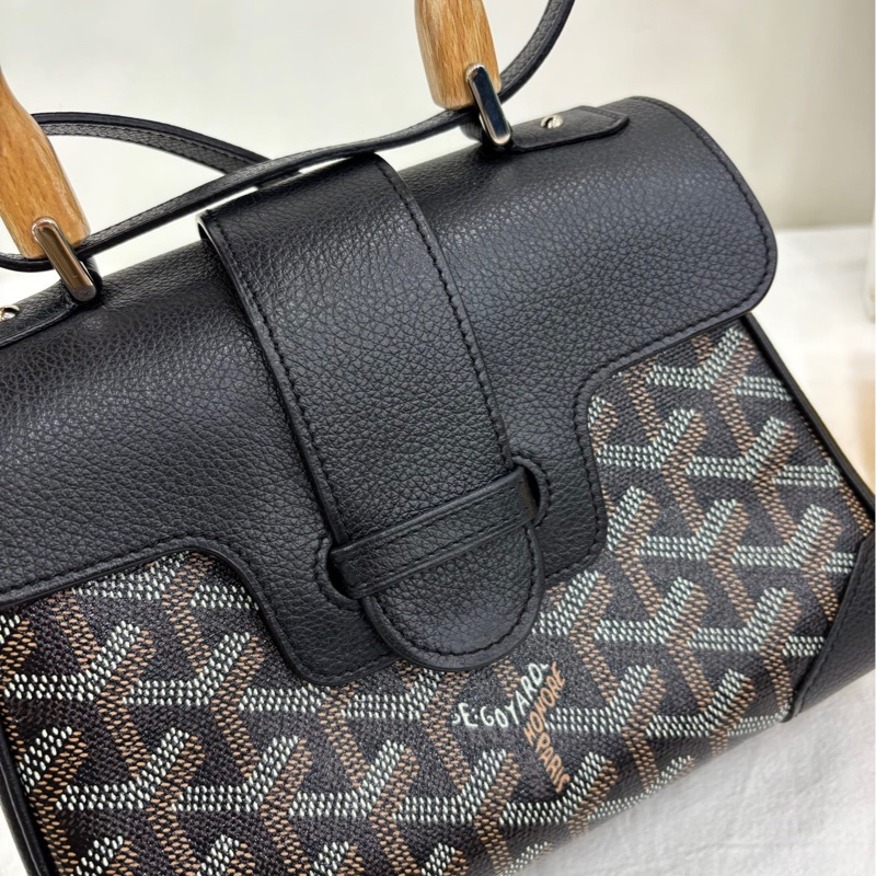 Goyard戈雅 Saigon 黑色mini西貢包，有購證 尺寸20/15/7cm，木質手柄本身非常輕，超級百搭不出錯-5