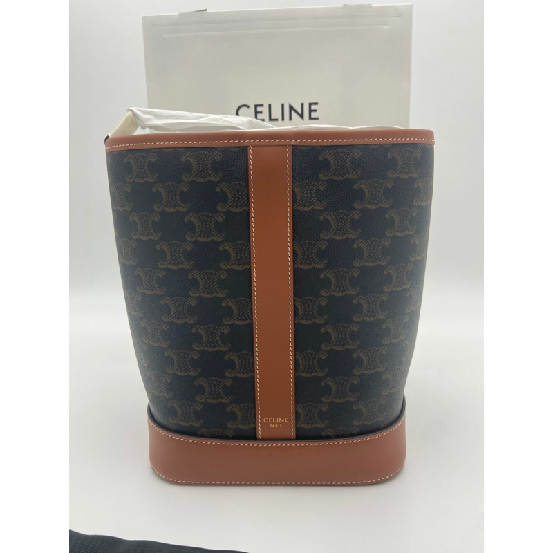 CELINE Triomphe帆布小水桶包 棕褐色-2