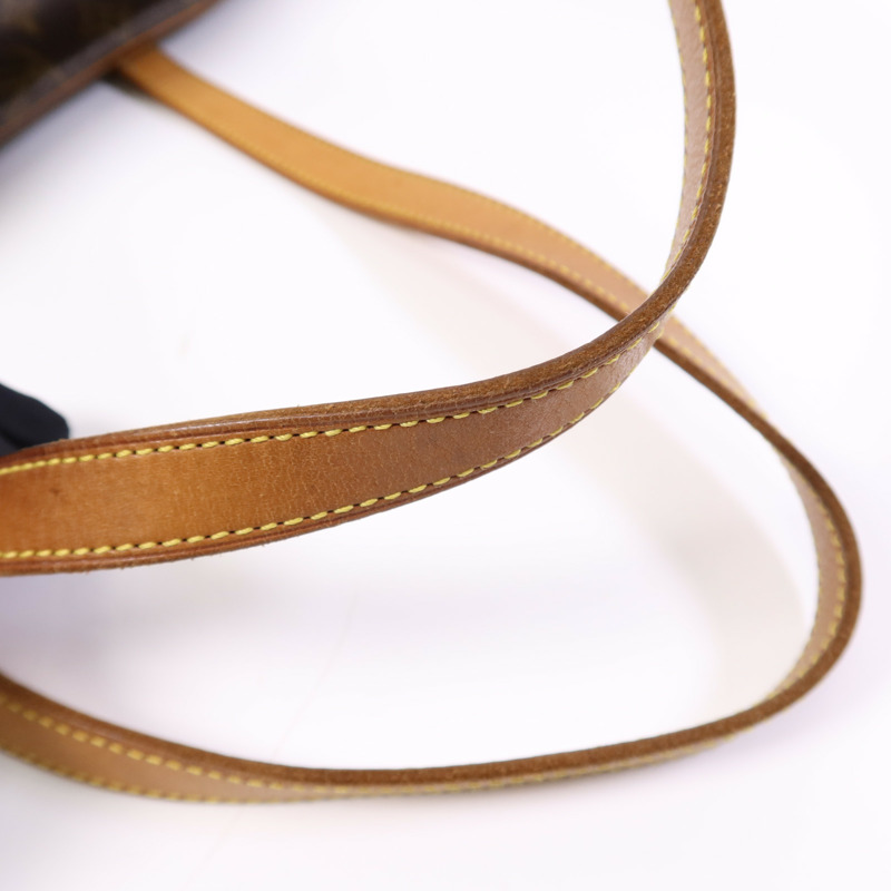 LOUIS VUITTON Monogram Cite GM金扣肩背袋-11