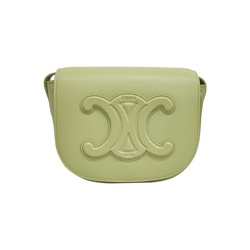 CELINE Triope cuir polko 肩包淺玉色，印記：198263DU3 15LJ-12