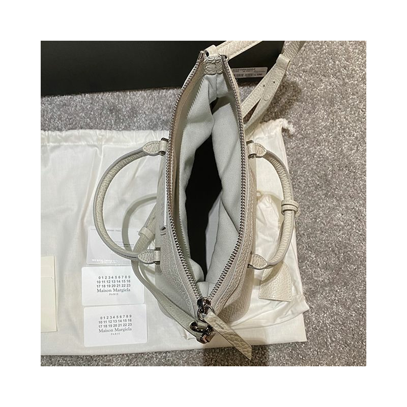 MAISON MARGIELA Maison Margiela 5AC 迷你皮革手提單肩包 灰色 (S56WG0082 P4455 H9677)-5