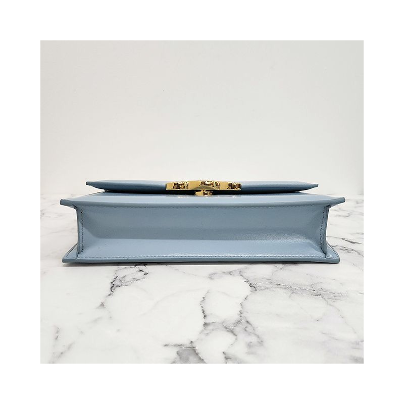 CELINE Triomphe Logo Chain Strap Clutch 藍色 (10L773ETZ 07FK)-5