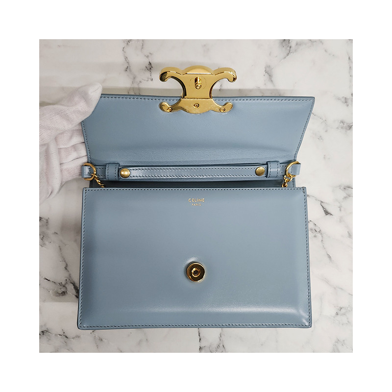 CELINE Triomphe Logo Chain Strap Clutch 藍色 (10L773ETZ 07FK)-18