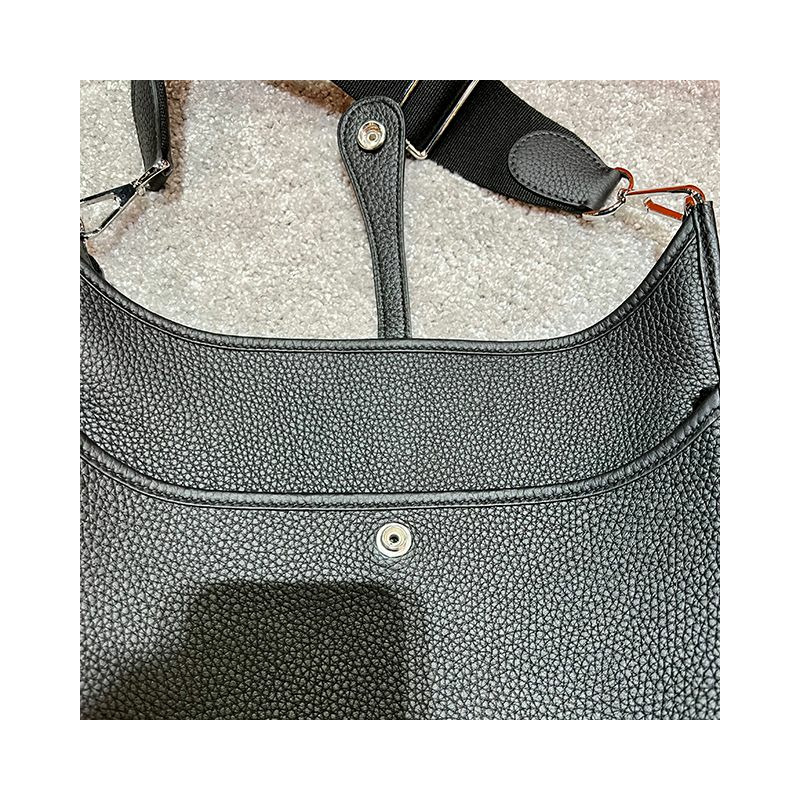 HERMES Evelyne Poche III 29 U 郵票黑色 (H056277CK89)-6