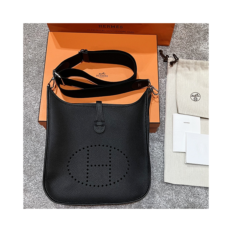 HERMES Evelyne Poche III 29 U 郵票黑色 (H056277CK89)-12
