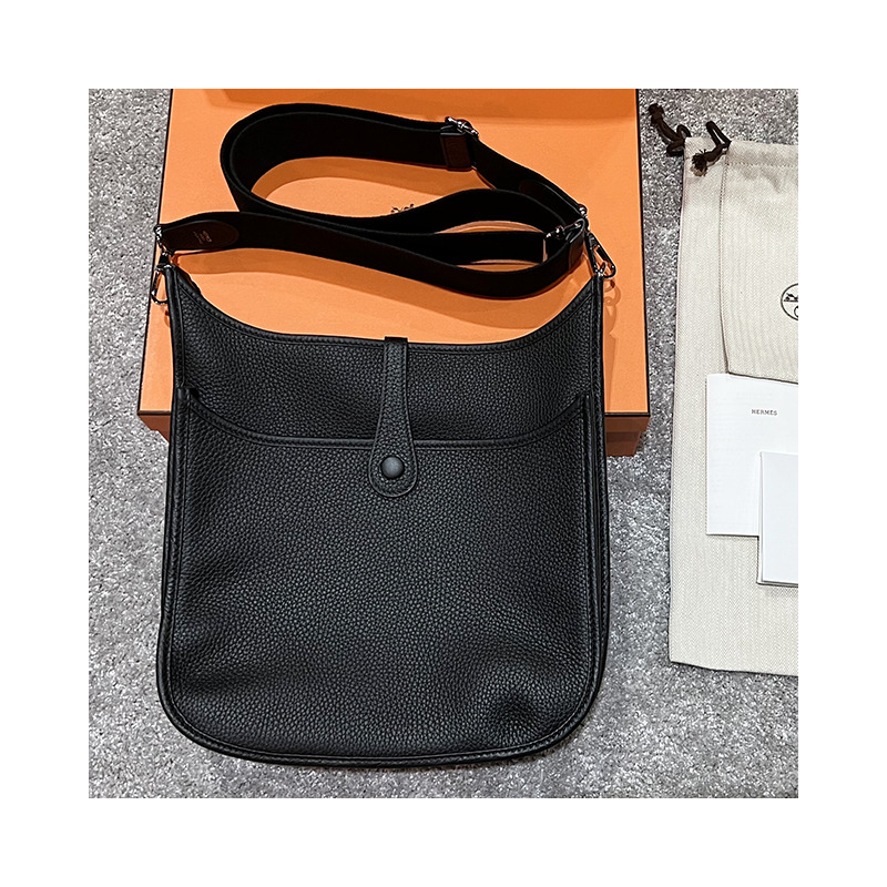 HERMES Evelyne Poche III 29 U 郵票黑色 (H056277CK89)-13