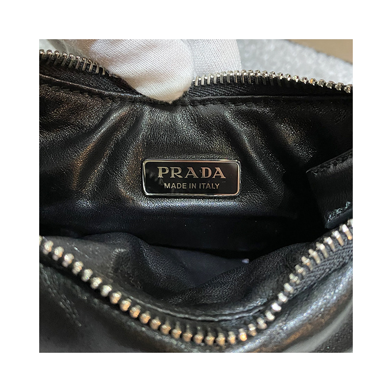 PRADA 黑色軟墊納帕皮革迷你包 (F0002) 1BA384 2DYI F0002-20
