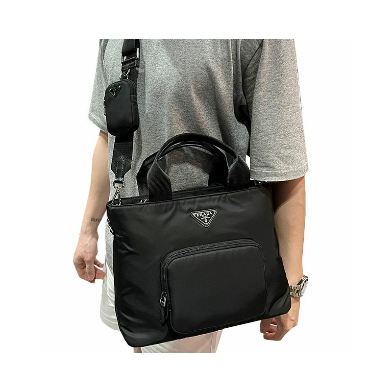 PRADA 黑色尼龍三角標誌加厚手提包 (1BG354 RV44 F0002)-1