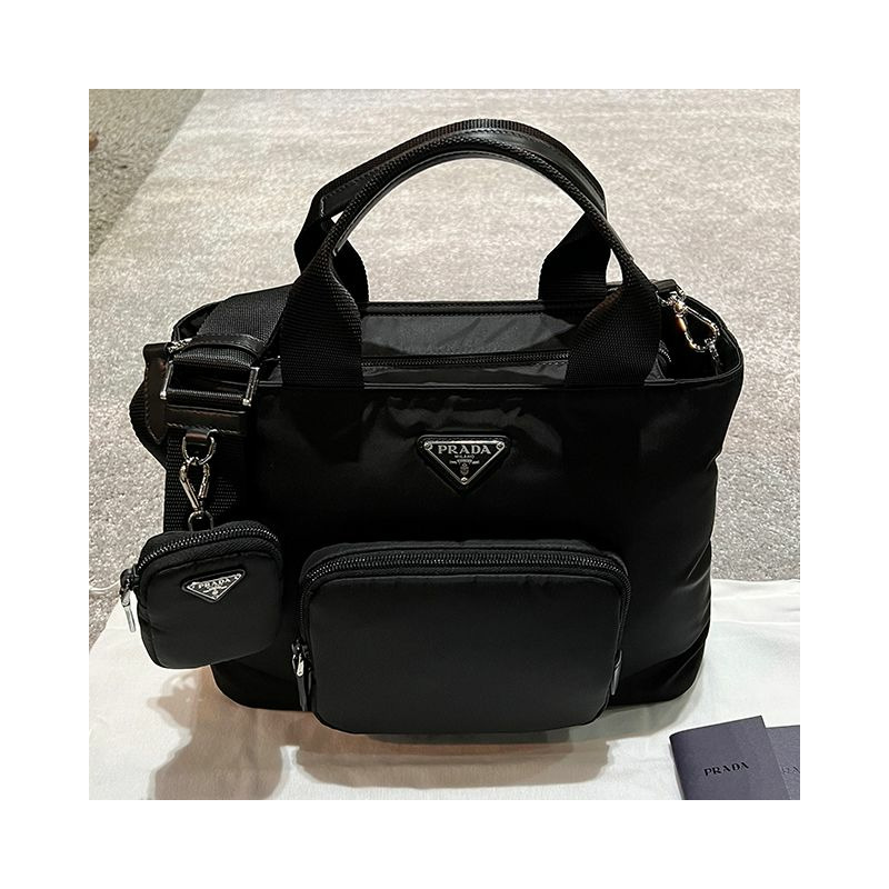 PRADA 黑色尼龍三角標誌加厚手提包 (1BG354 RV44 F0002)-2