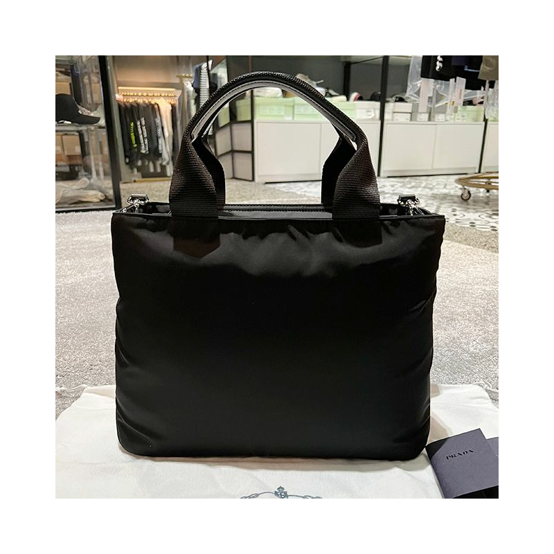 PRADA 黑色尼龍三角標誌加厚手提包 (1BG354 RV44 F0002)-3