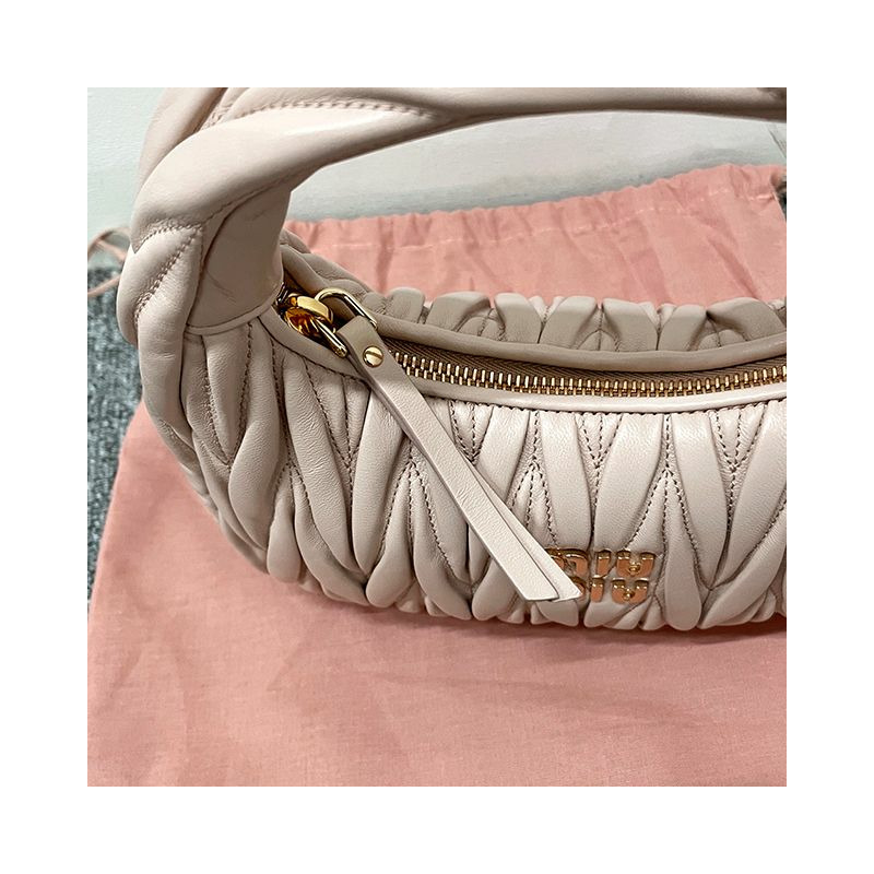 MIU MIU Wander Matelasse Nappa 皮革單肩包 粉紅色 (5BC125 N88 F0236)-7