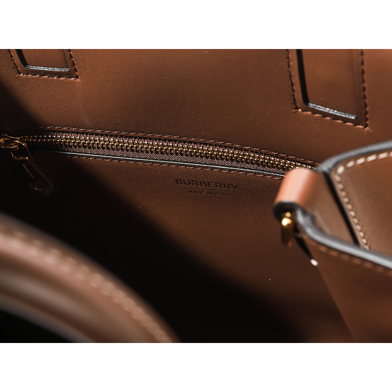 BURBERRY 24SS 女士迷你 FRANCES 手提包-16