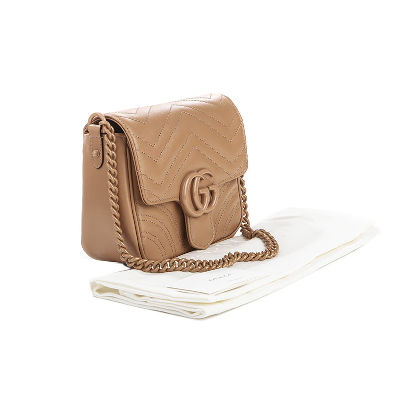 GUCCI 25SS 女士斜背包印章:826099 AAET7-15