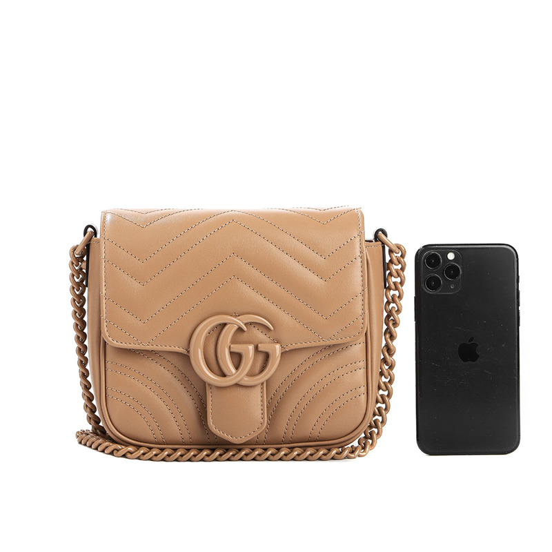 GUCCI 25SS 女士斜背包印章:826099 AAET7-16