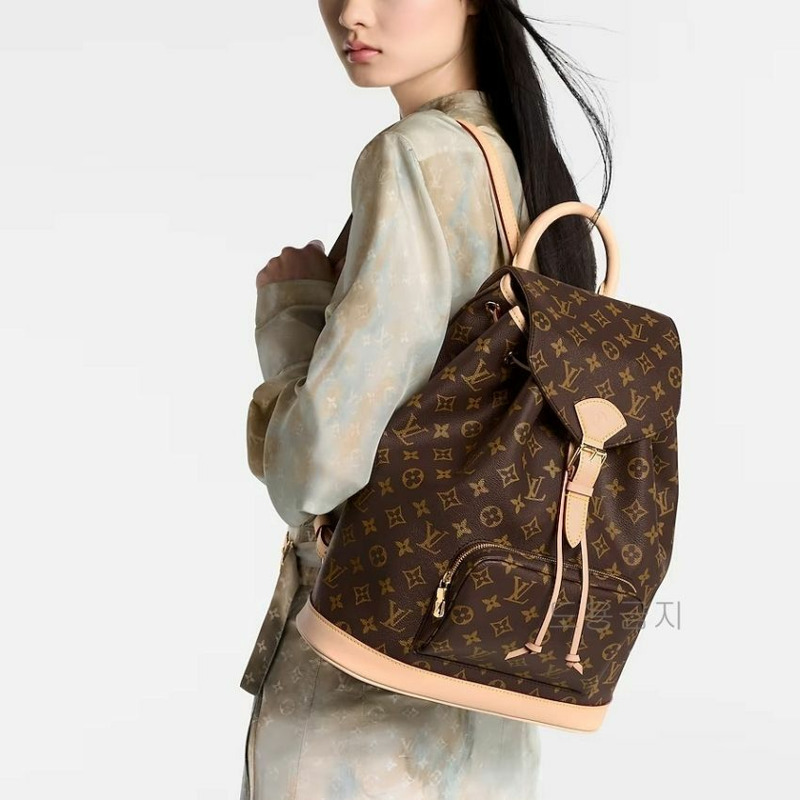 LOUIS VUITTON Monogram 塗佈帆布郵差包 MM M11197-5