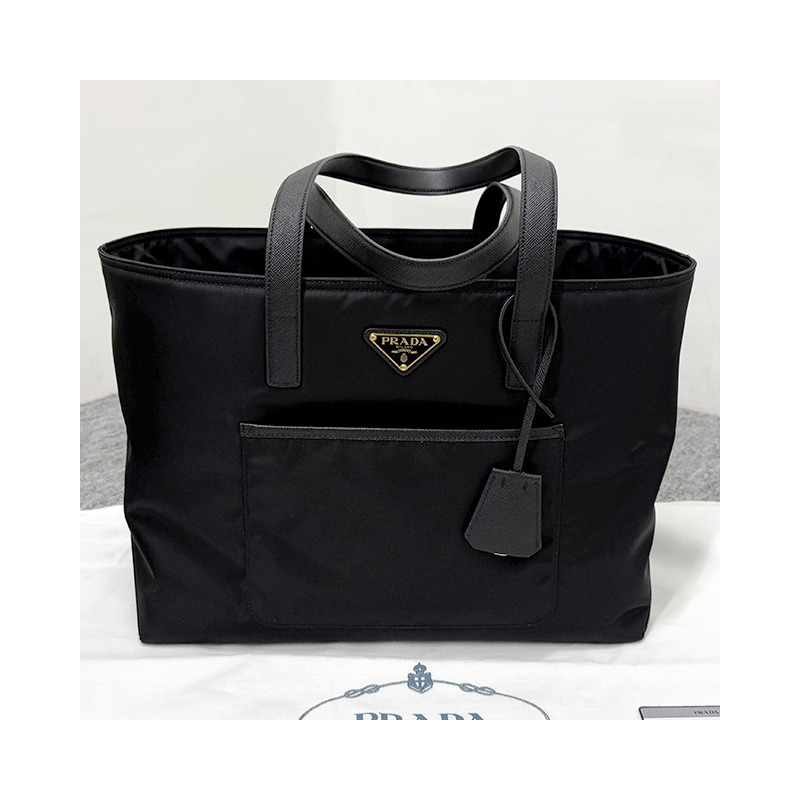 PRADA 三角形標誌尼龍手提袋 黑色 (1BG555 R064 F0002)-14
