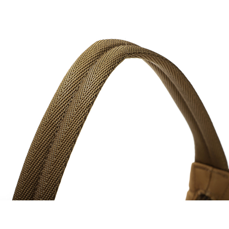 PRADA 25SS 三角形標誌單肩包-9