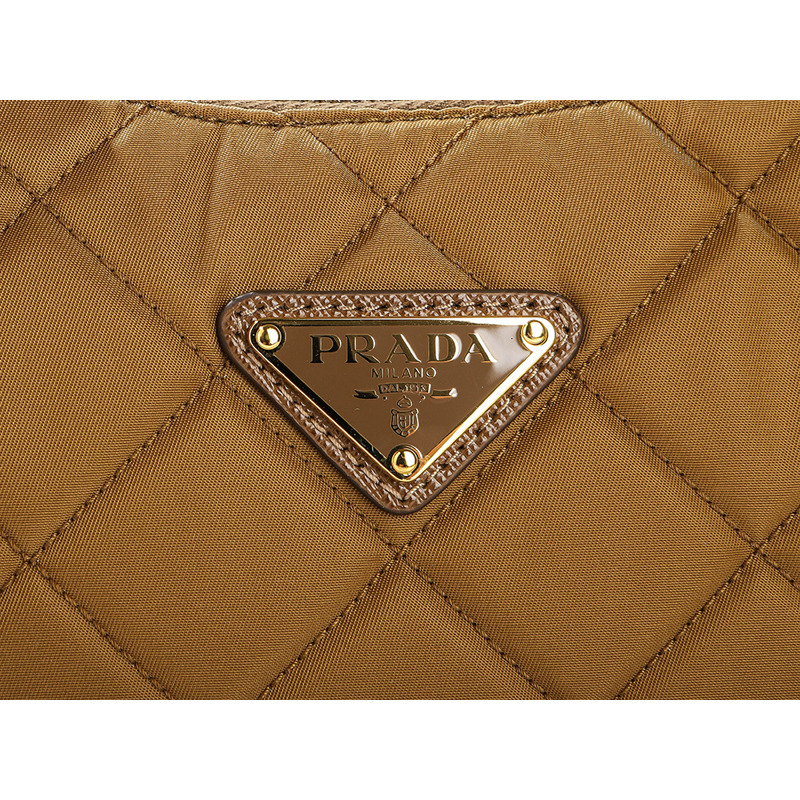 PRADA 25SS 三角形標誌單肩包-10