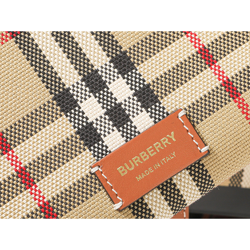 BURBERRY 24FW LL MD LONDON TOTE YUC-18