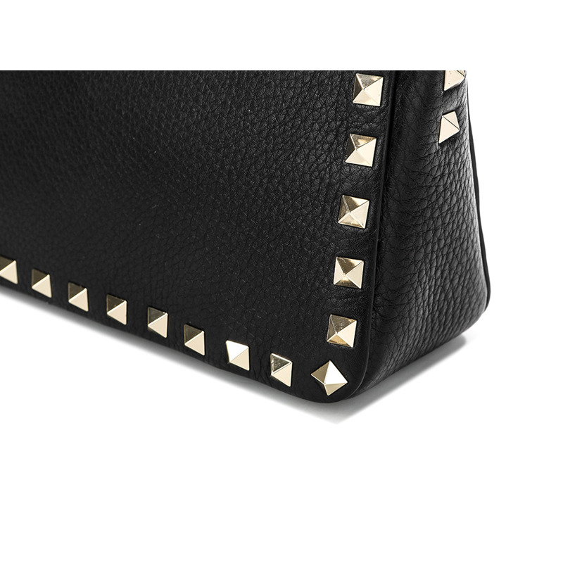 VALENTINO 25SS Rockstud 斜背包-12