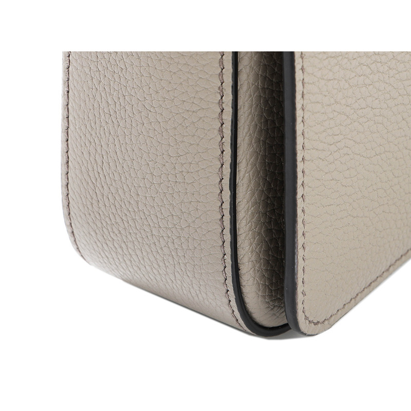 PRADA 女士單肩包-15