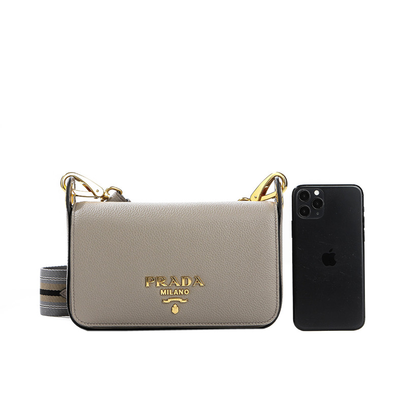 PRADA 女士單肩包-21