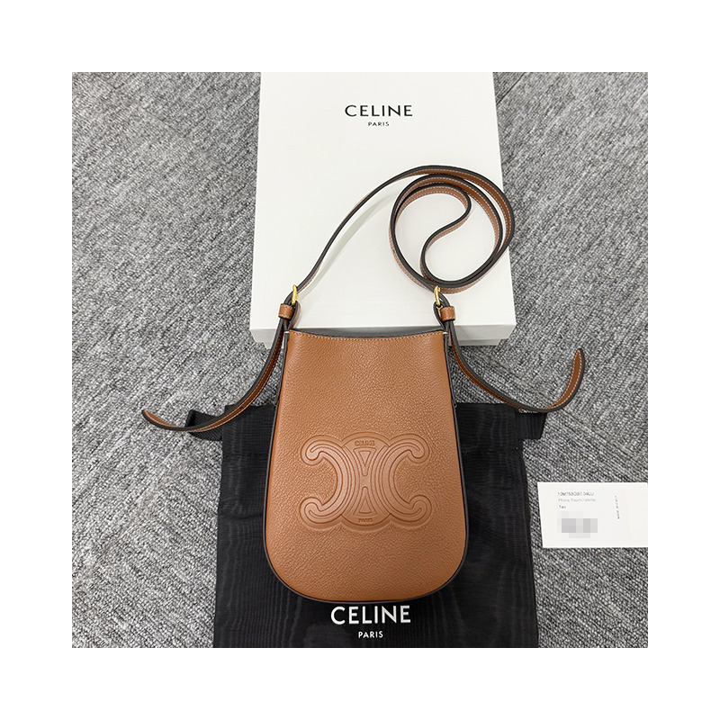 CELINE Triomphe Eloise 軟牛皮手機袋 棕褐色 (10M753GB7 04LU)-13