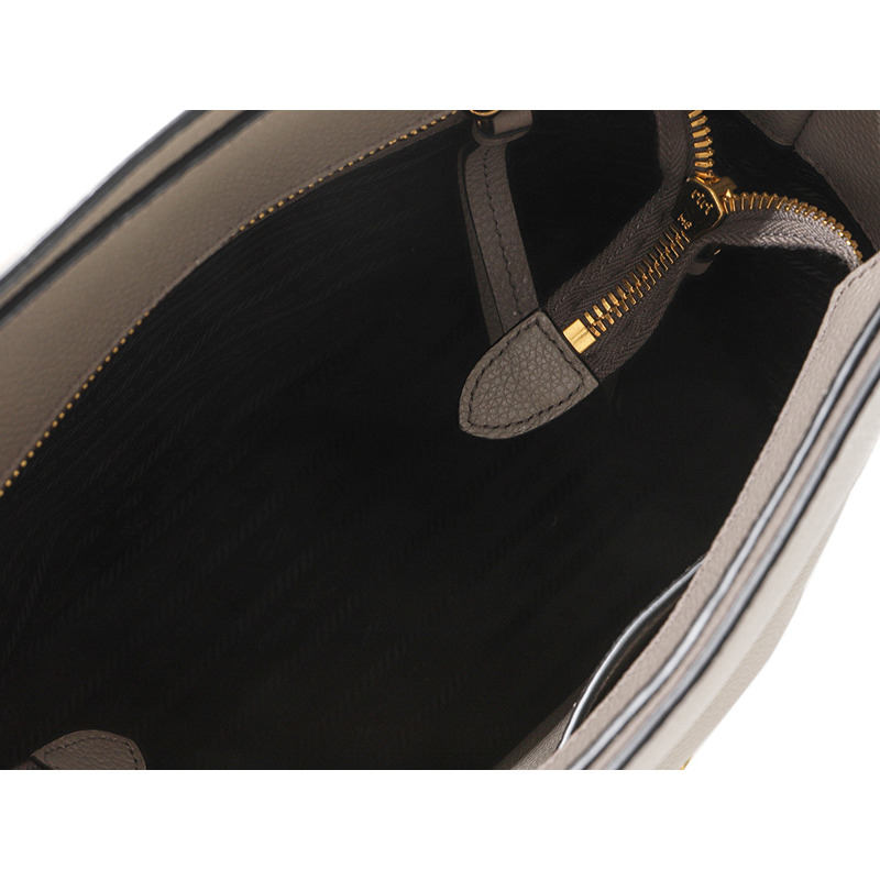 PRADA 女士 Vitello Phoenix 單肩包-16