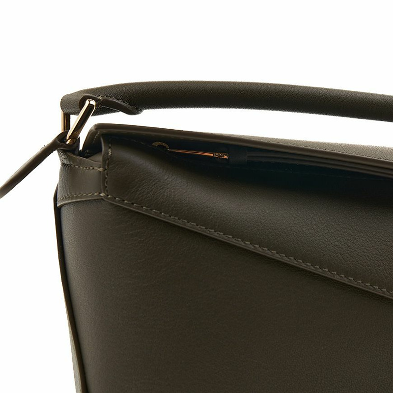 LOEWE 經典迷你手提包-6