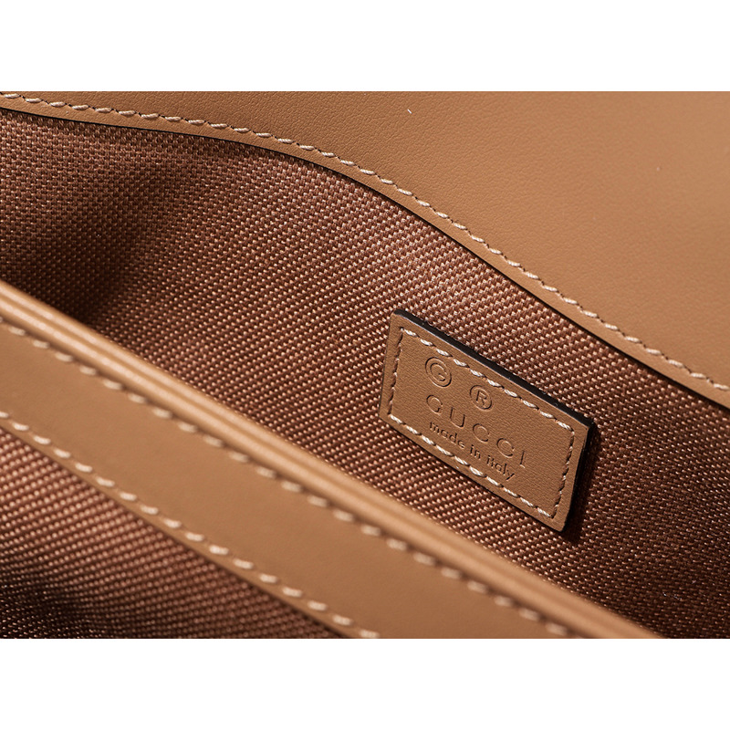 GUCCI Gucci Marmont Chevron 單肩包 25SS (826098 AAET7)-16