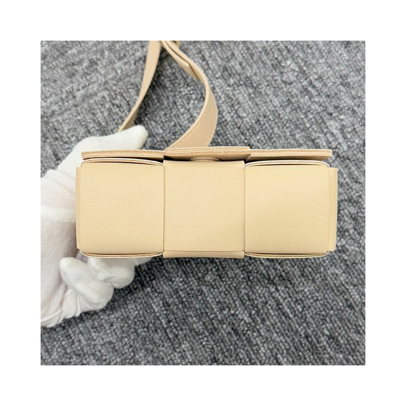 BOTTEGA VENETA Bottega Veneta Intrecciato 編織盒式包迷你 Porcini (666688 VMAY1 9776)-5