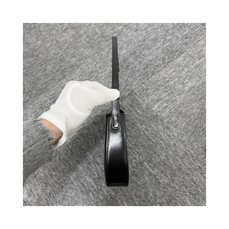 CELINE Triomphe 小牛皮 Tilly 包 中號 黑色 (115703EQJ 38NN)-15