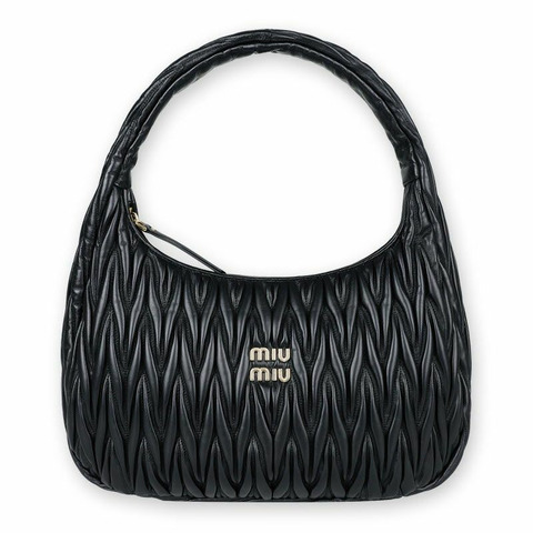 MIU MIU Matera 紋理皮革單肩包（黑色）5BC170 AN88