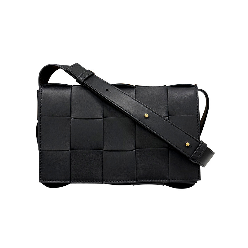 BOTTEGA VENETA Bottega Veneta 編織編織小羊皮皮革斜背包 8425-12