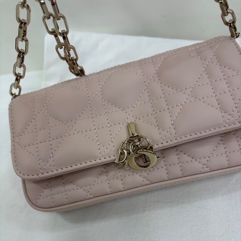 Dior 迪奧lady Dior淡粉色珍珠鏈條斜挎包 24年 閒置-4
