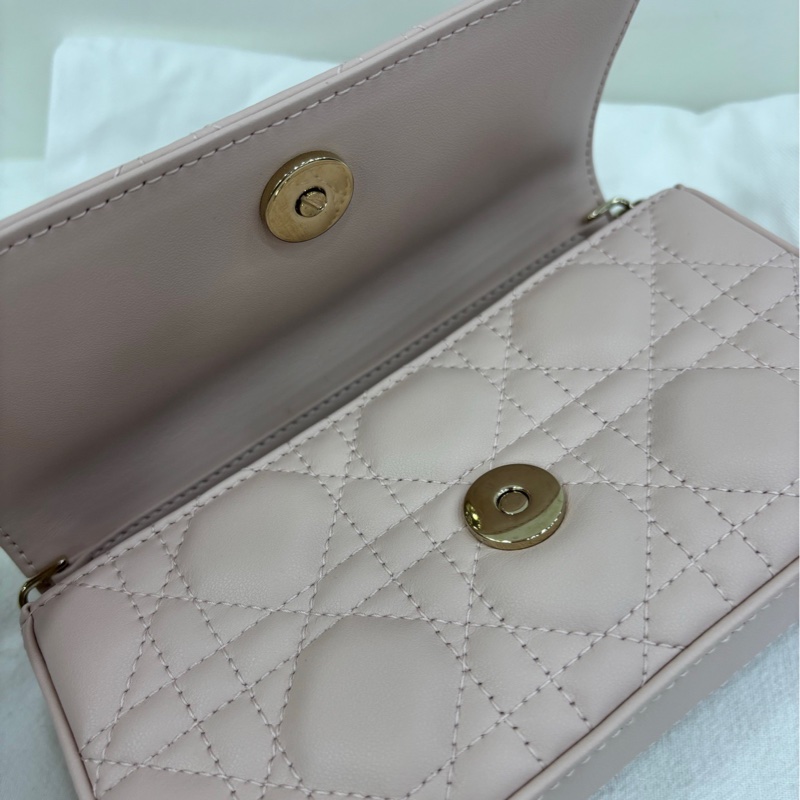 Dior 迪奧lady Dior淡粉色珍珠鏈條斜挎包 24年 閒置-6
